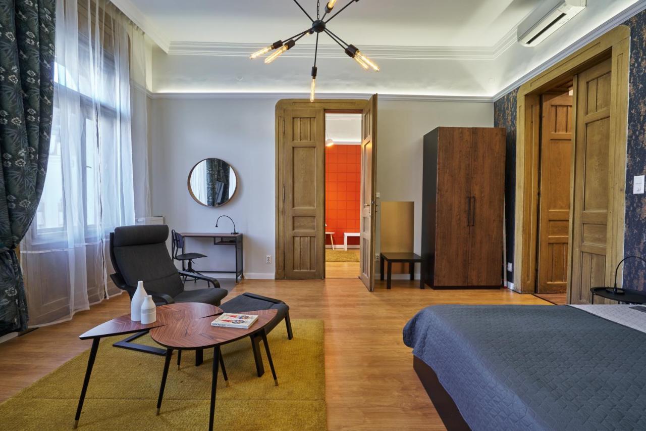 Nanirol Apartment At Gellert Bath Budapest Eksteriør billede
