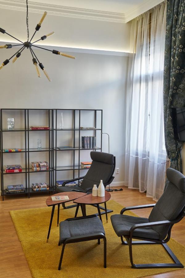 Nanirol Apartment At Gellert Bath Budapest Eksteriør billede