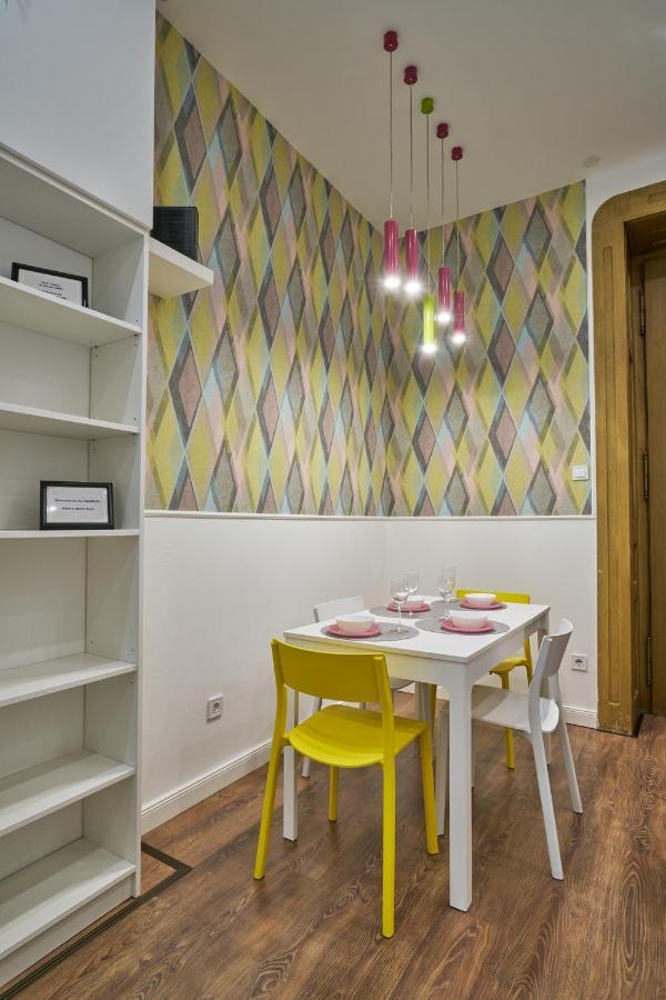 Nanirol Apartment At Gellert Bath Budapest Eksteriør billede